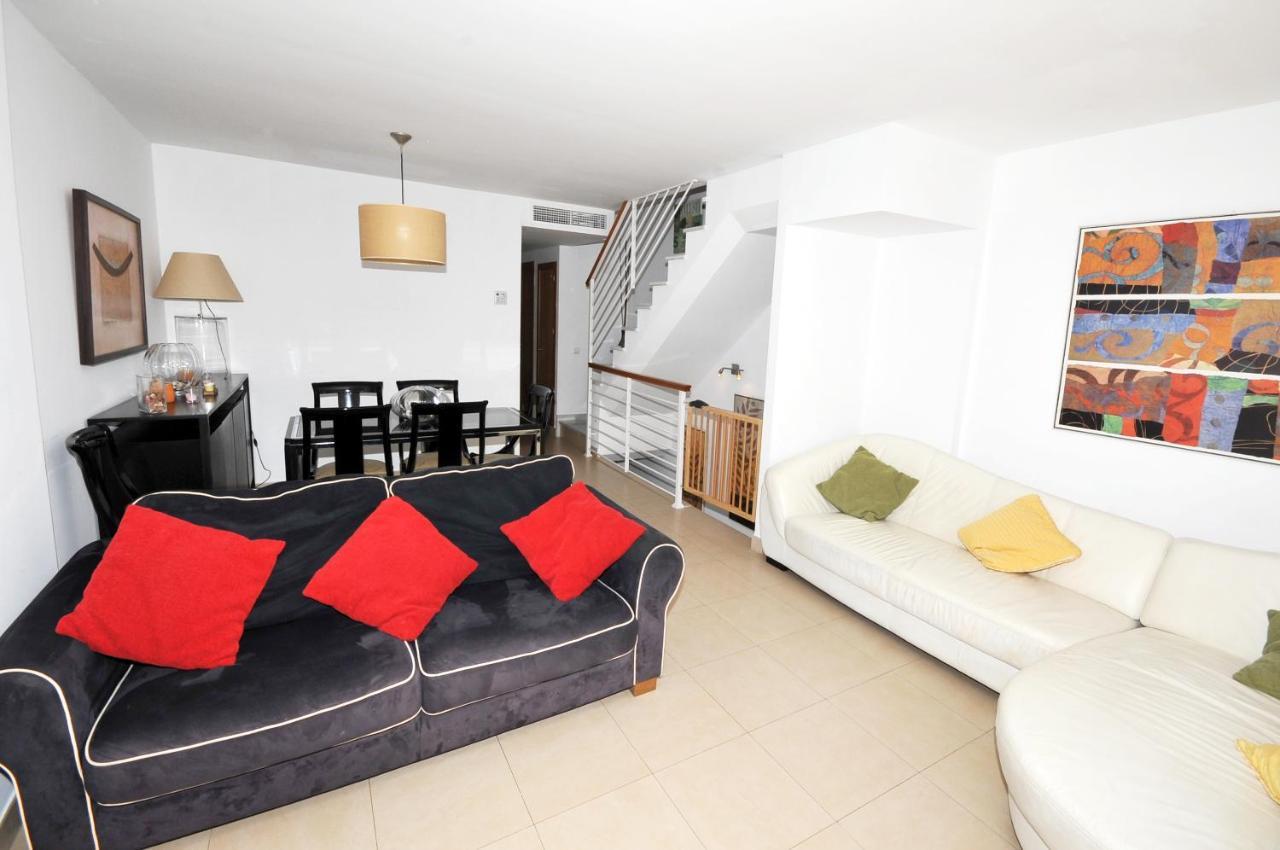 3 Bedroom Townhouse Benahavis Village Екстер'єр фото